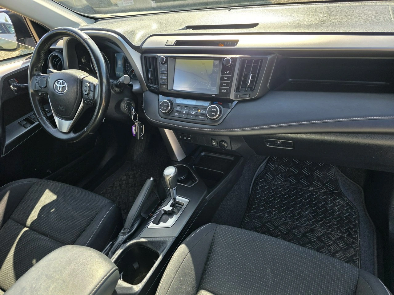 Toyota RAV-4 - Zdjęcie 14