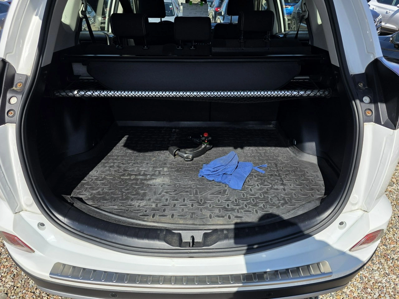 Toyota RAV-4 - Zdjęcie 24