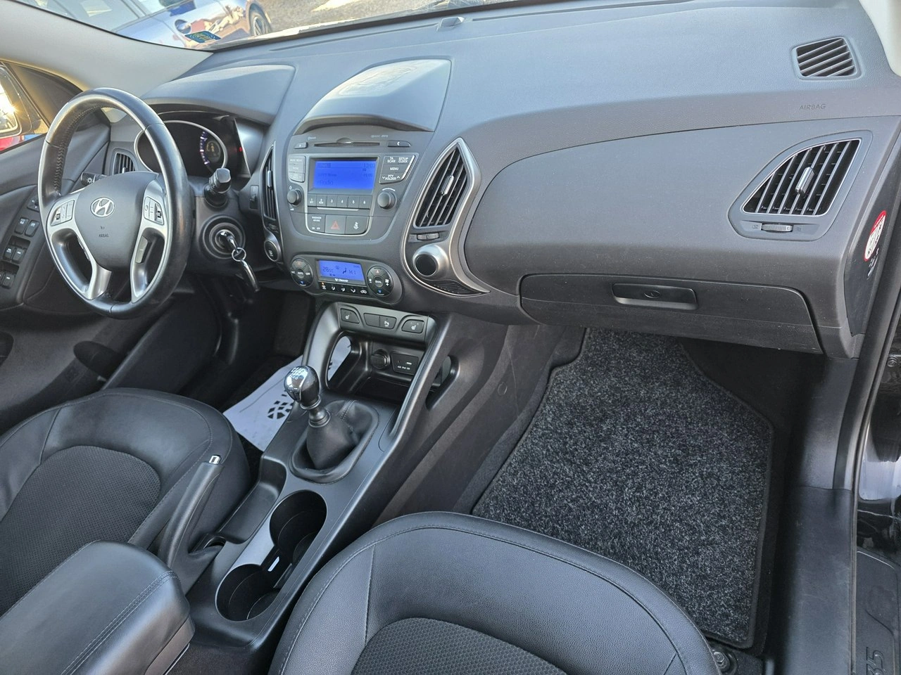 Hyundai ix35 - Zdjęcie 18