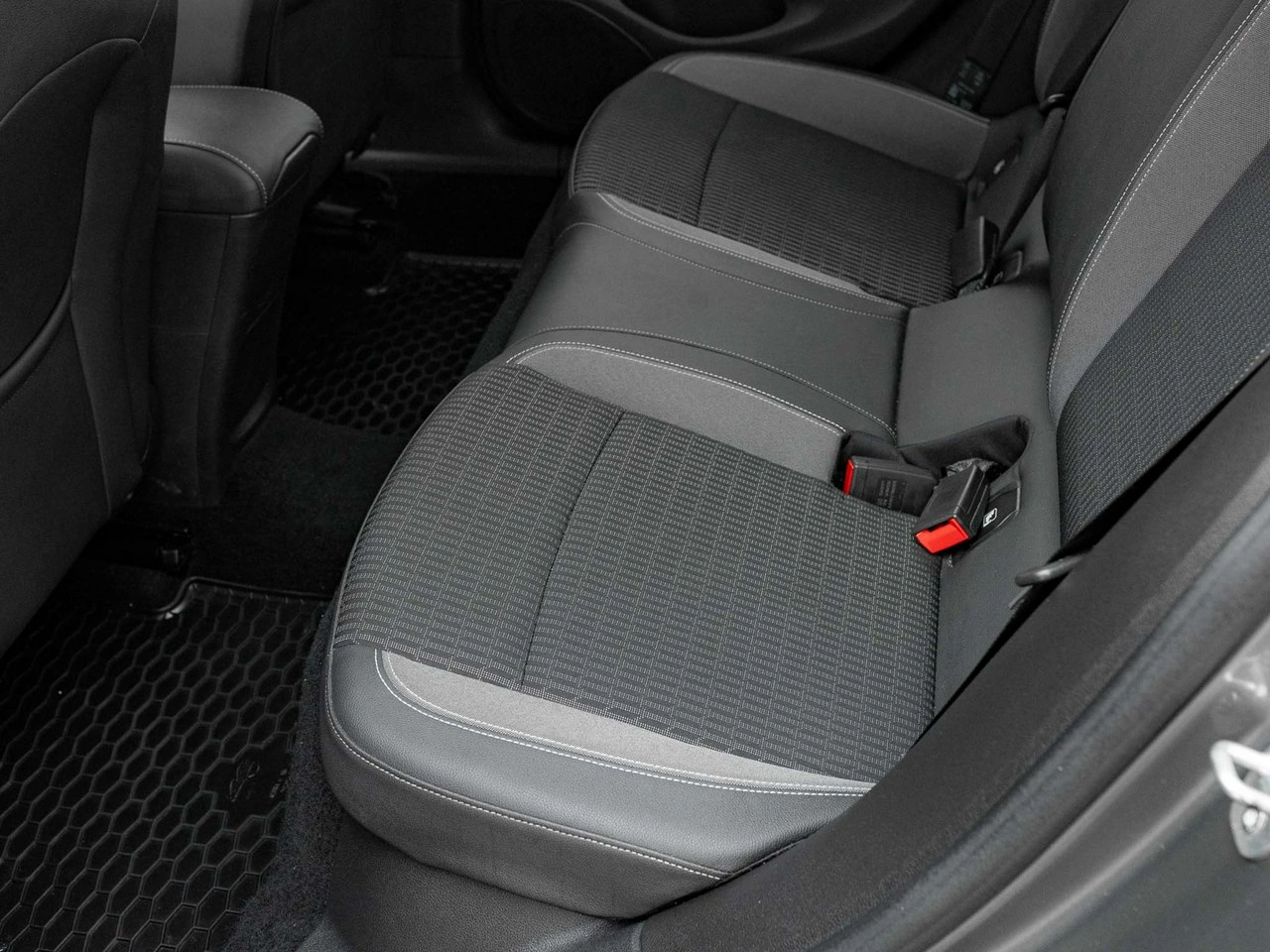 Opel Astra - Zdjęcie 23