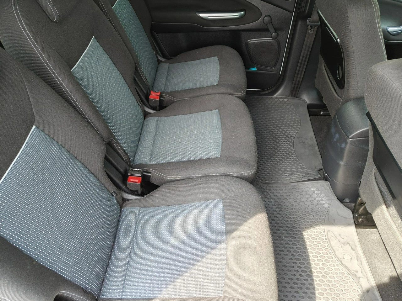 Ford Galaxy - Zdjęcie 10