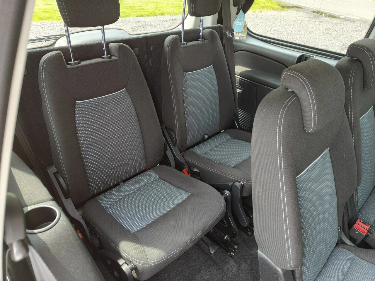 Ford Galaxy - Zdjęcie 11