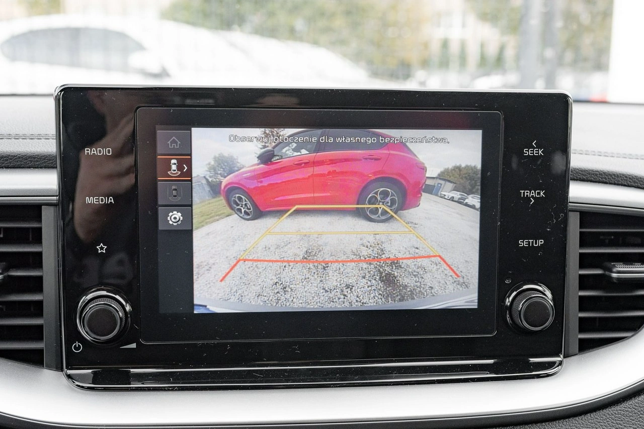 Kia Ceed - Zdjęcie 17