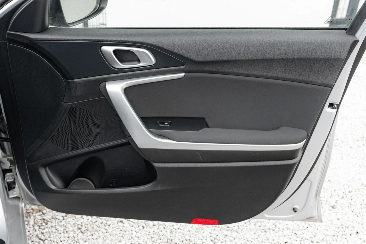 Kia Ceed - Zdjęcie 24