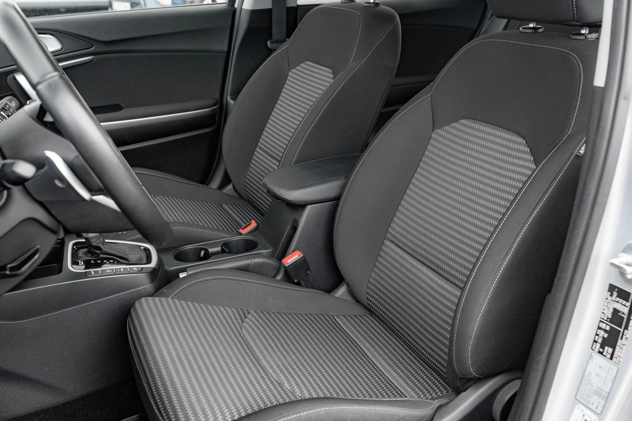 Kia Ceed - Zdjęcie 8