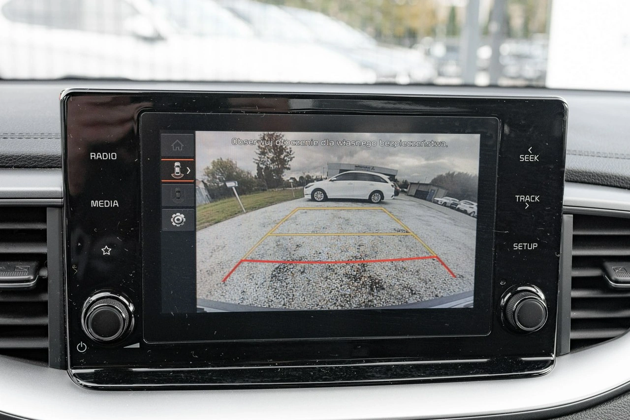 Kia Ceed - Zdjęcie 19