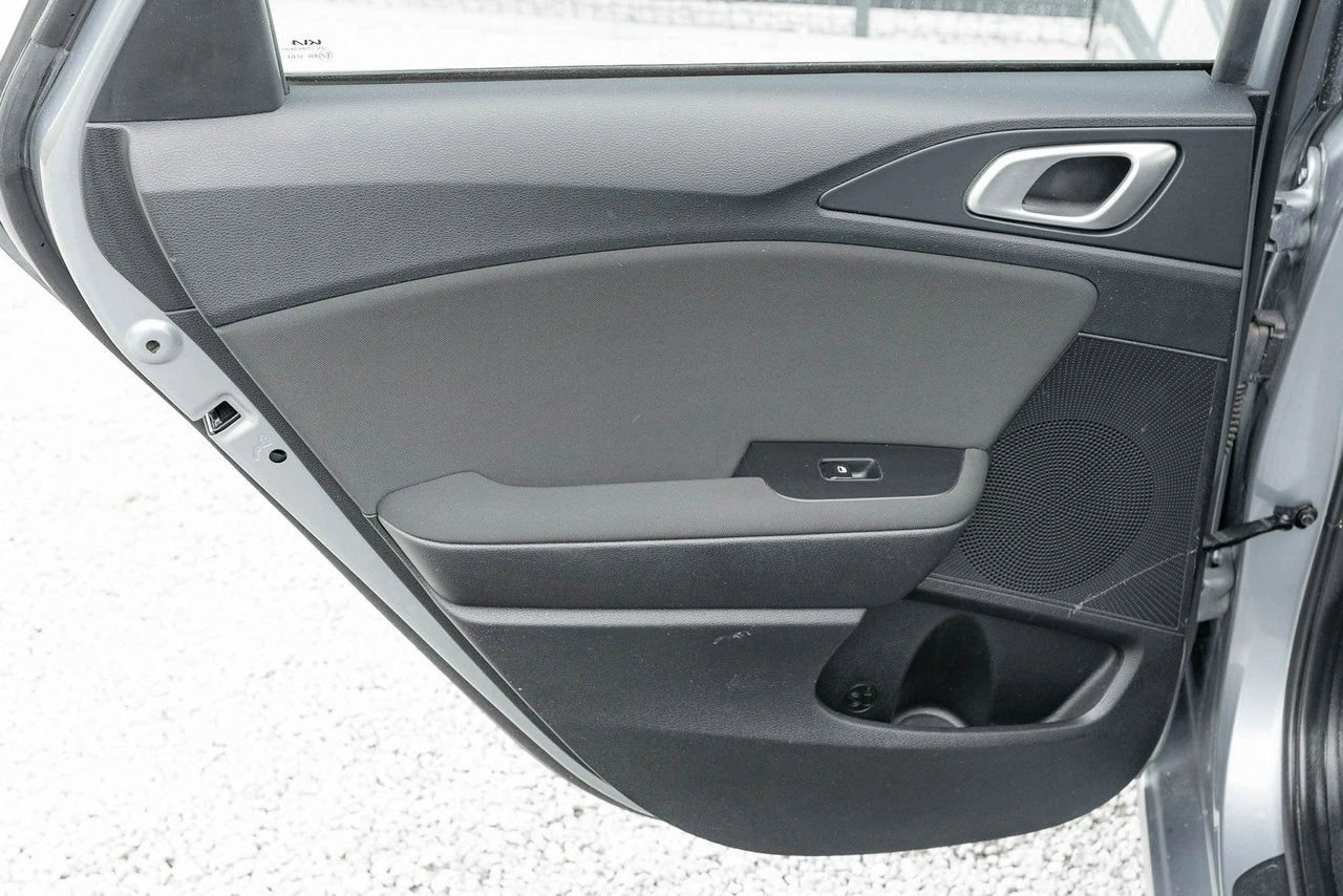 Kia Ceed - Zdjęcie 20