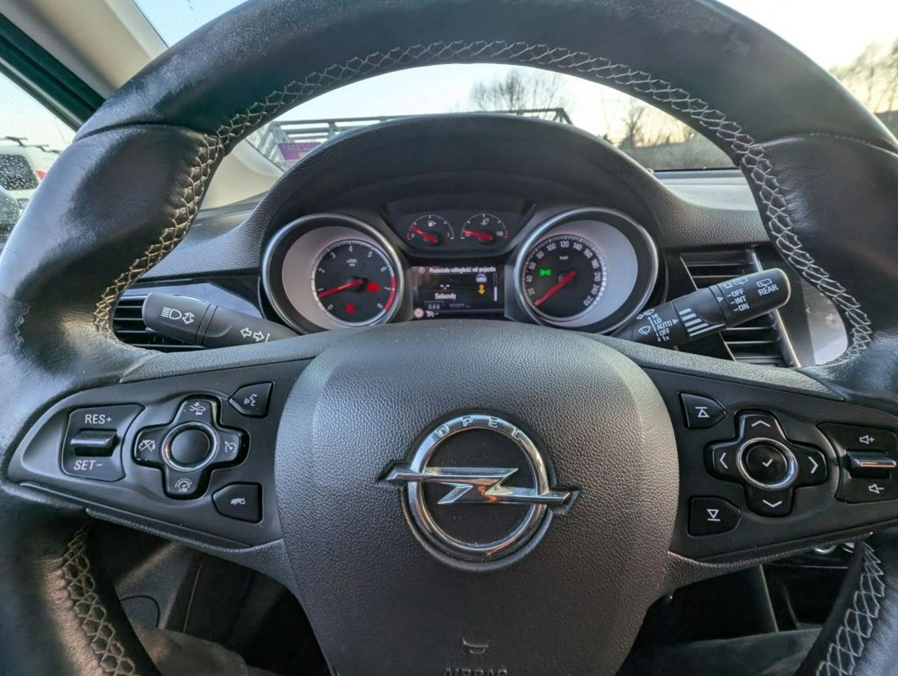 Opel Astra - Zdjęcie 13