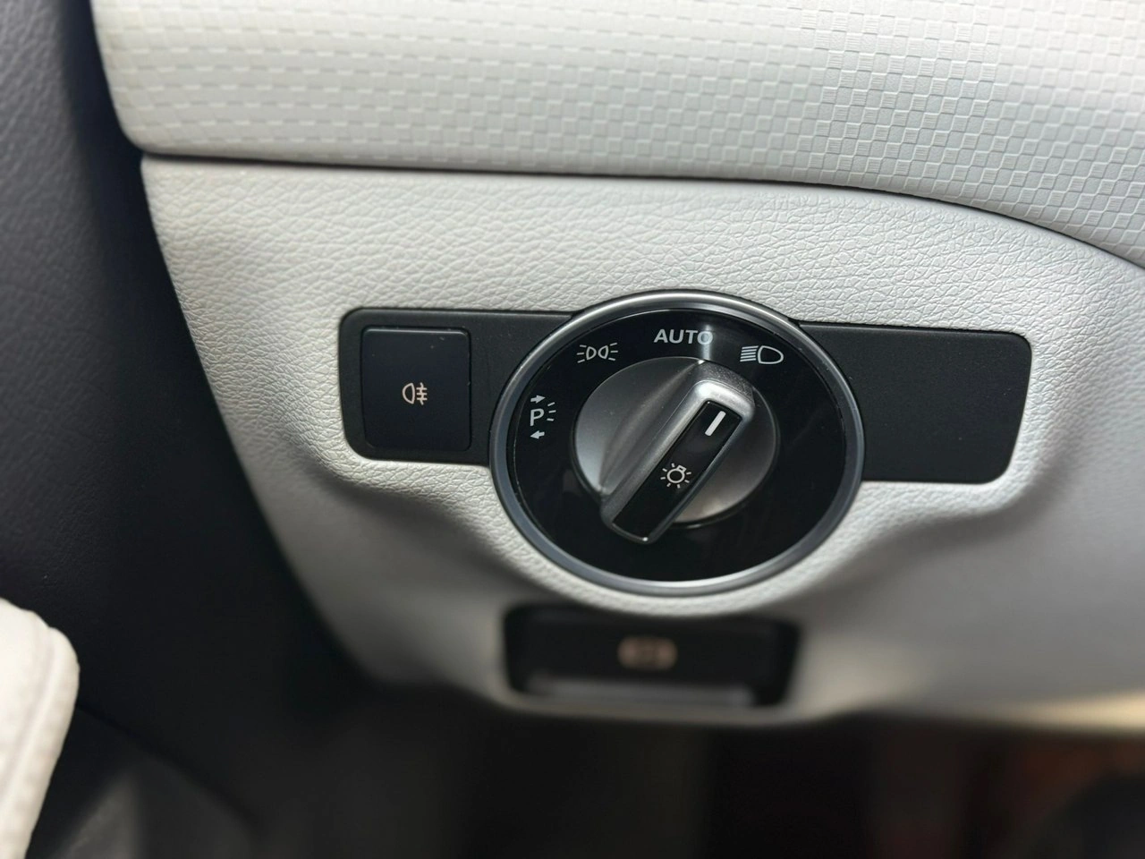 Mercedes A 200 - Zdjęcie 22