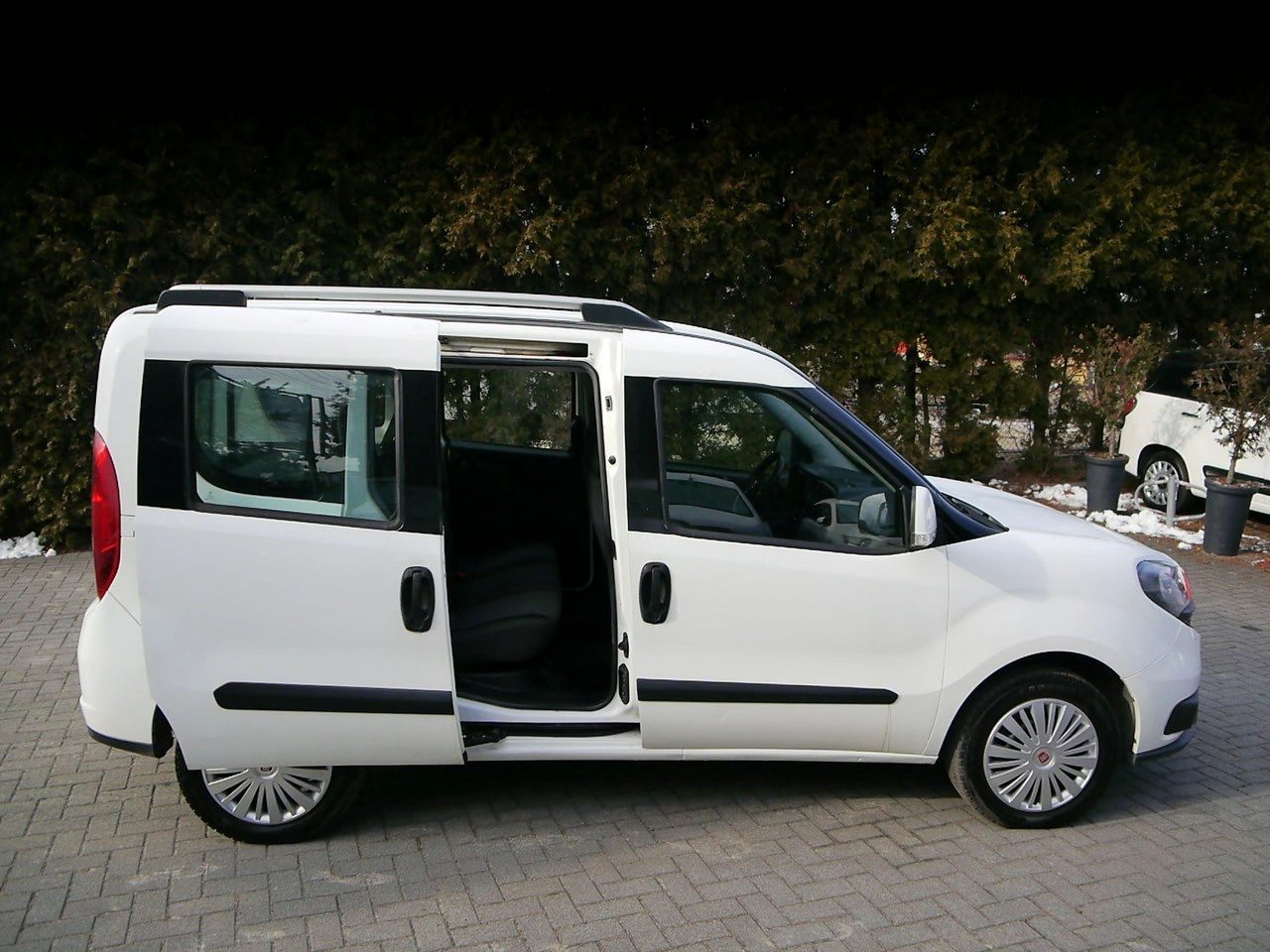 Fiat Doblo - Zdjęcie 11