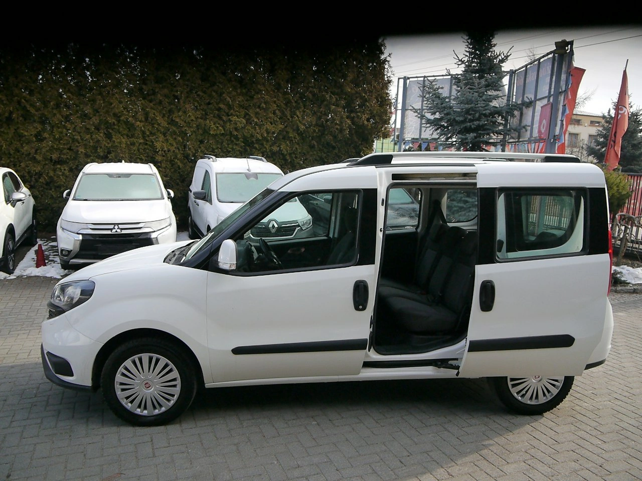 Fiat Doblo - Zdjęcie 12