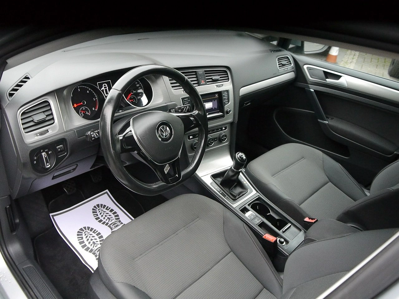 Volkswagen Golf - Zdjęcie 21