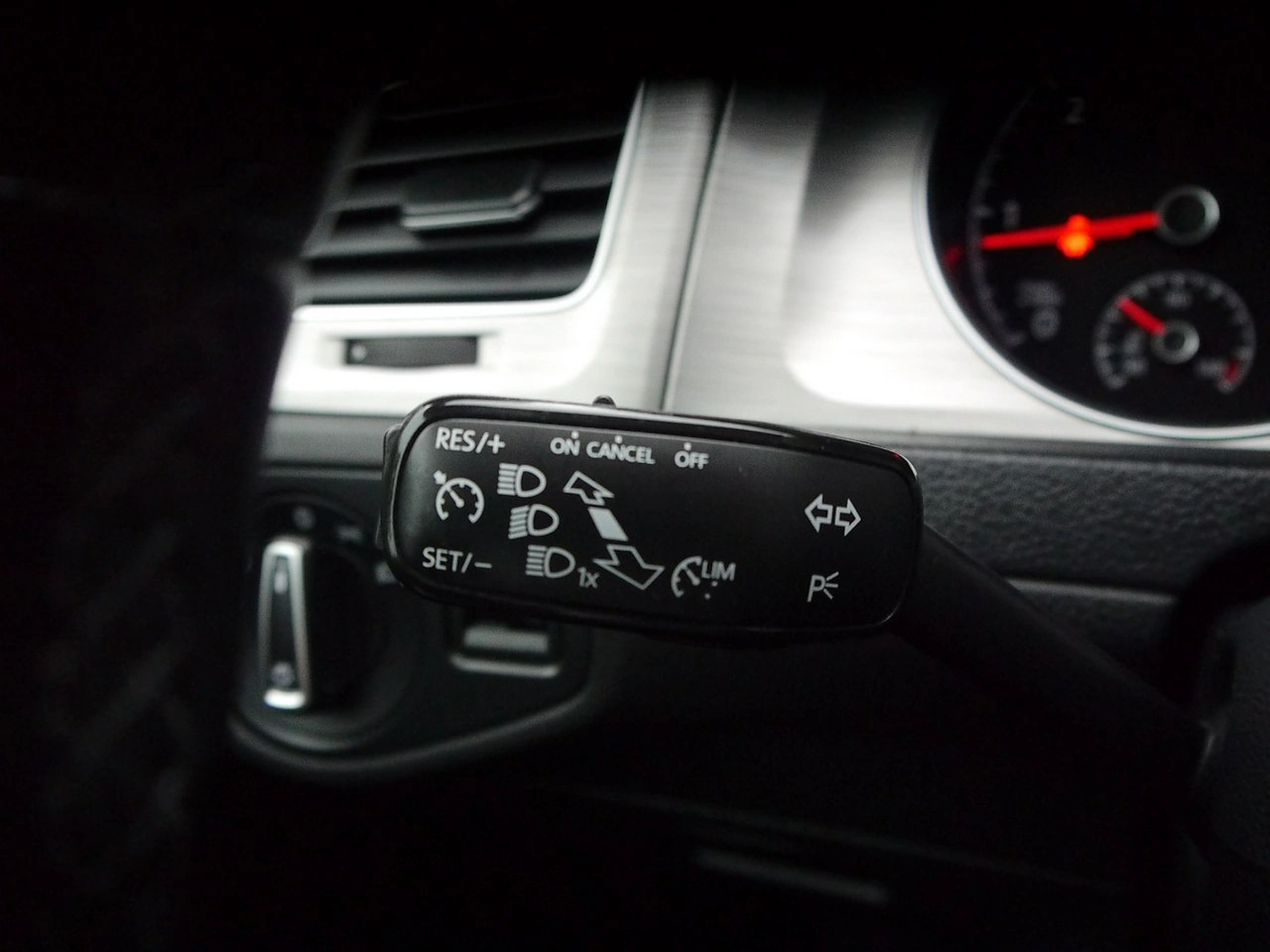 Volkswagen Golf - Zdjęcie 27