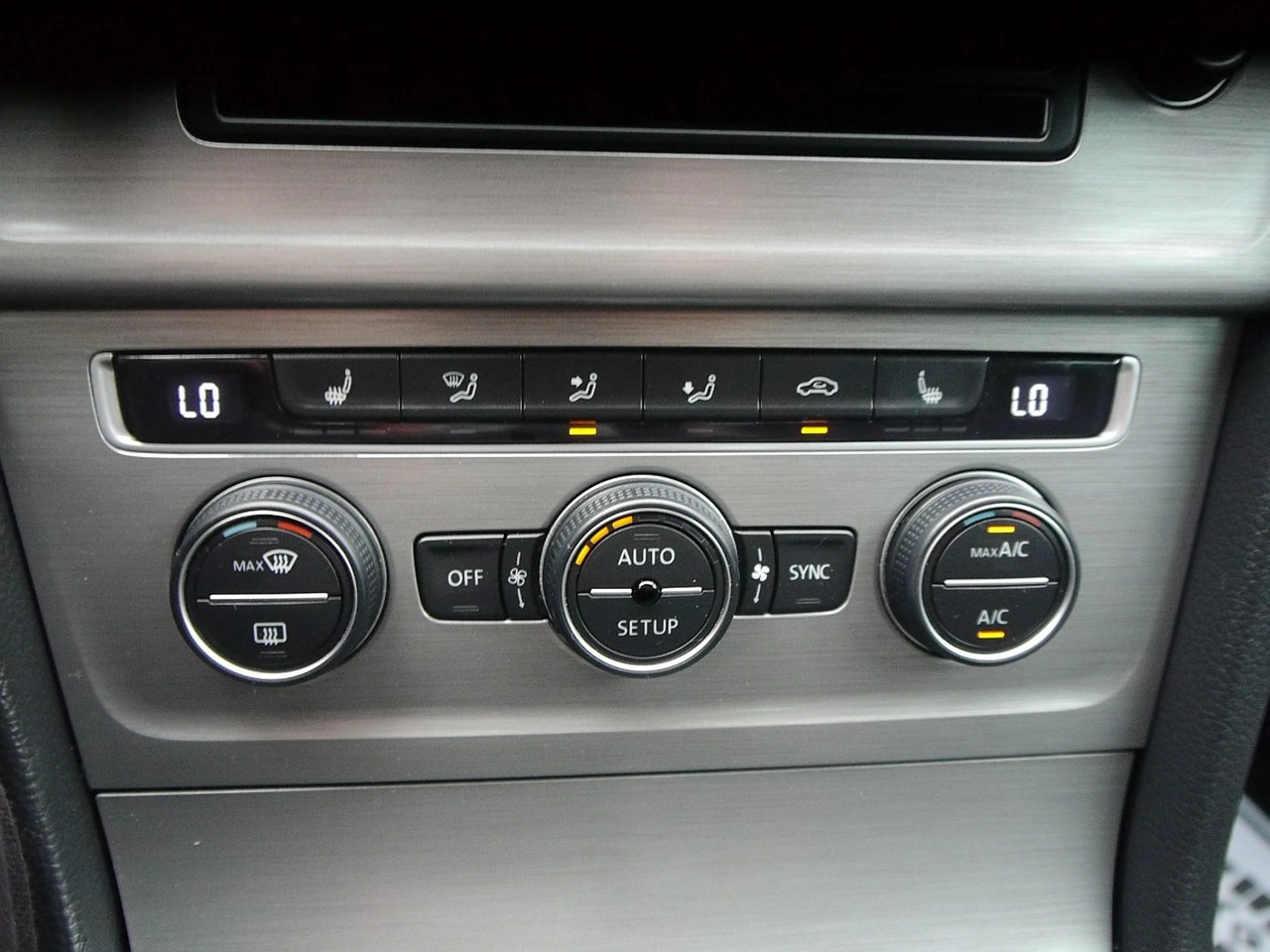 Volkswagen Golf - Zdjęcie 20