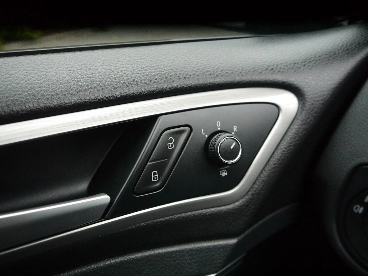 Volkswagen Golf - Zdjęcie 29