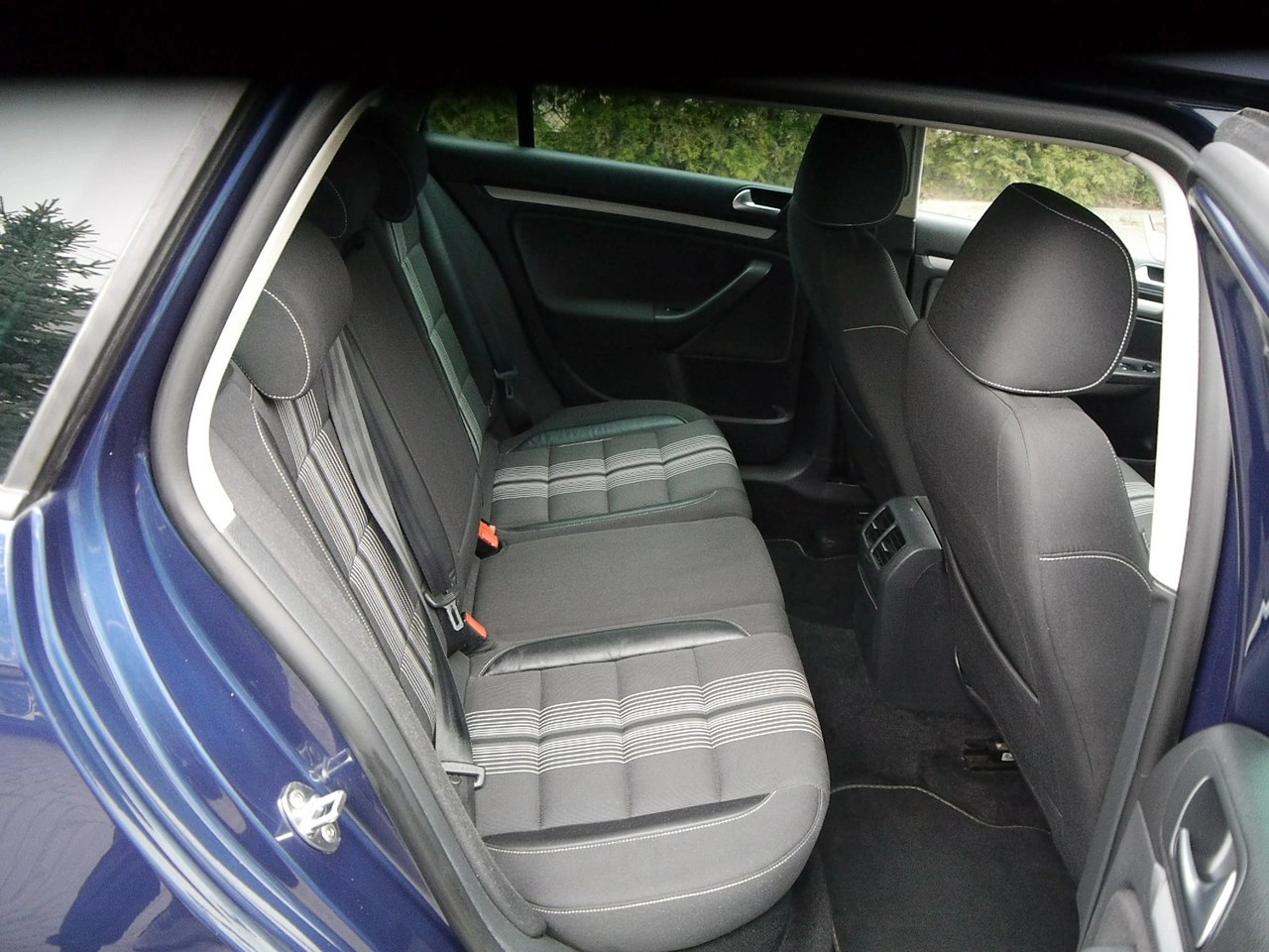 Volkswagen Golf - Zdjęcie 23