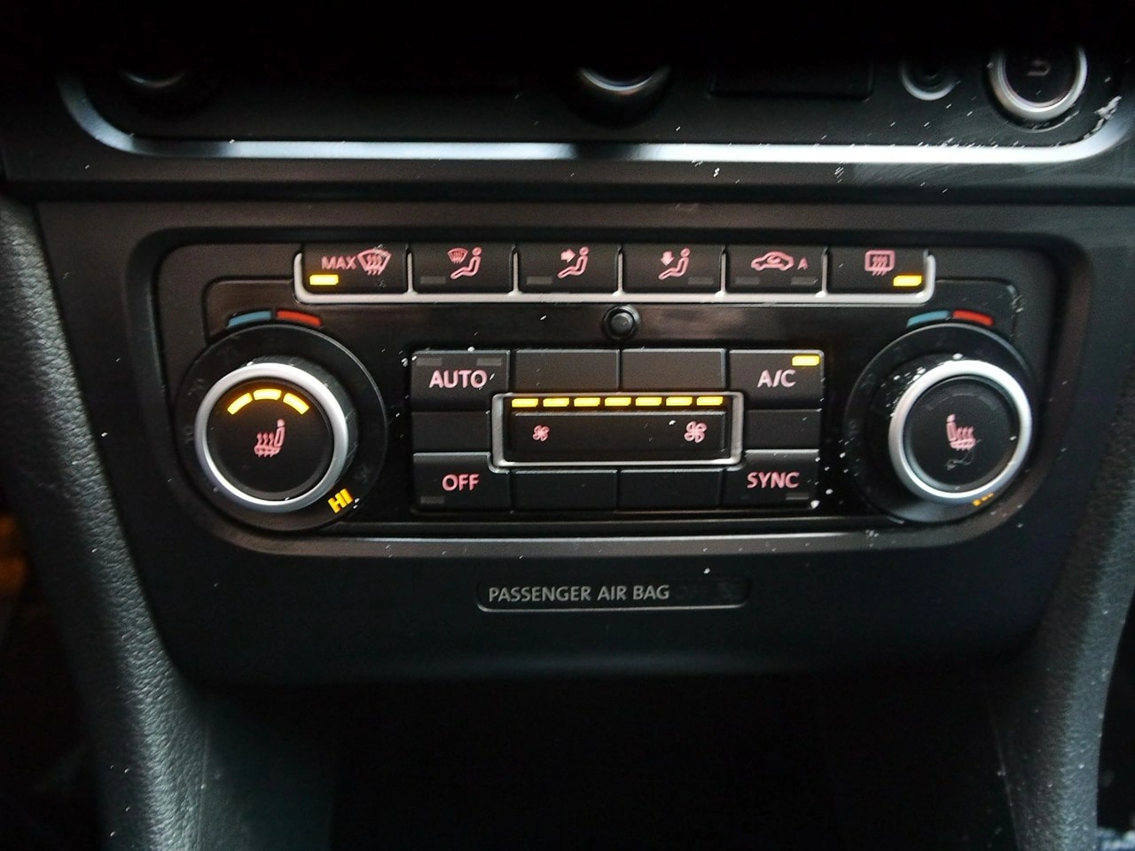 Volkswagen Golf - Zdjęcie 18