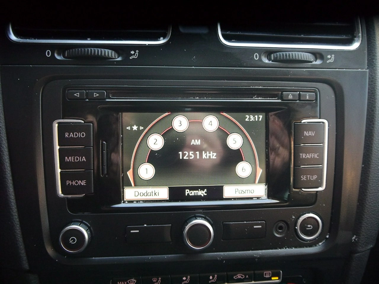 Volkswagen Golf - Zdjęcie 16