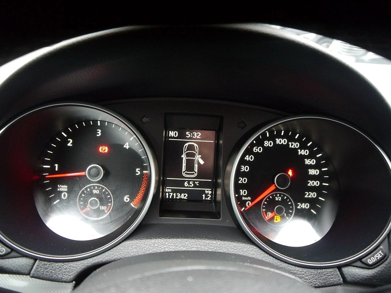 Volkswagen Golf - Zdjęcie 29