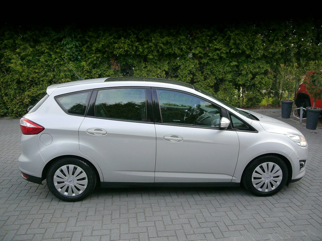 Ford C-MAX - Zdjęcie 10