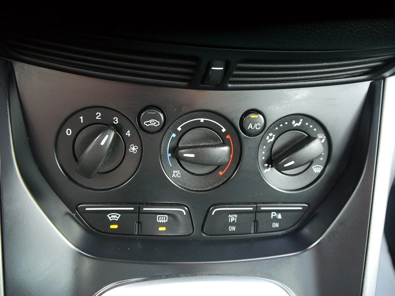 Ford C-MAX - Zdjęcie 20