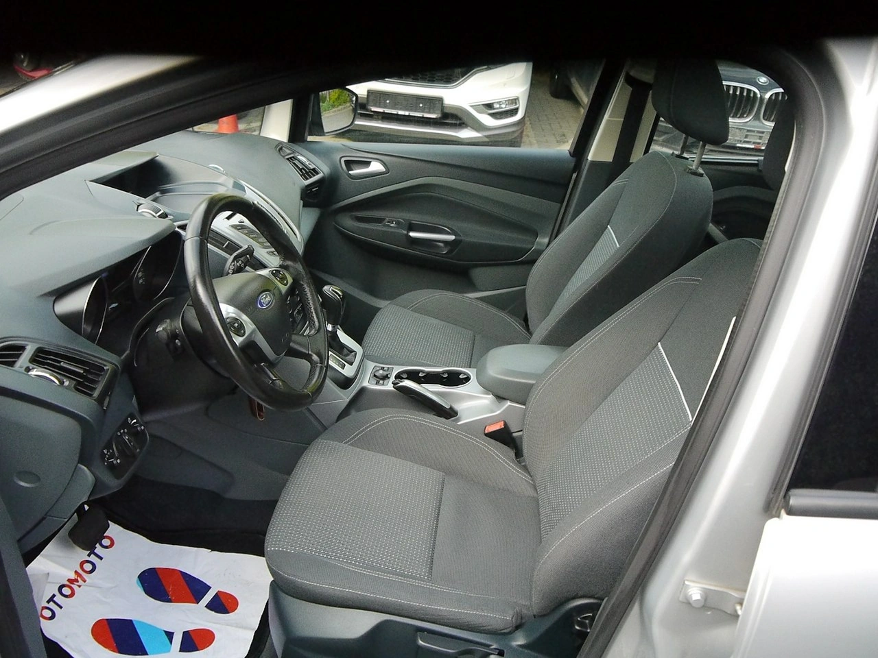 Ford C-MAX - Zdjęcie 24