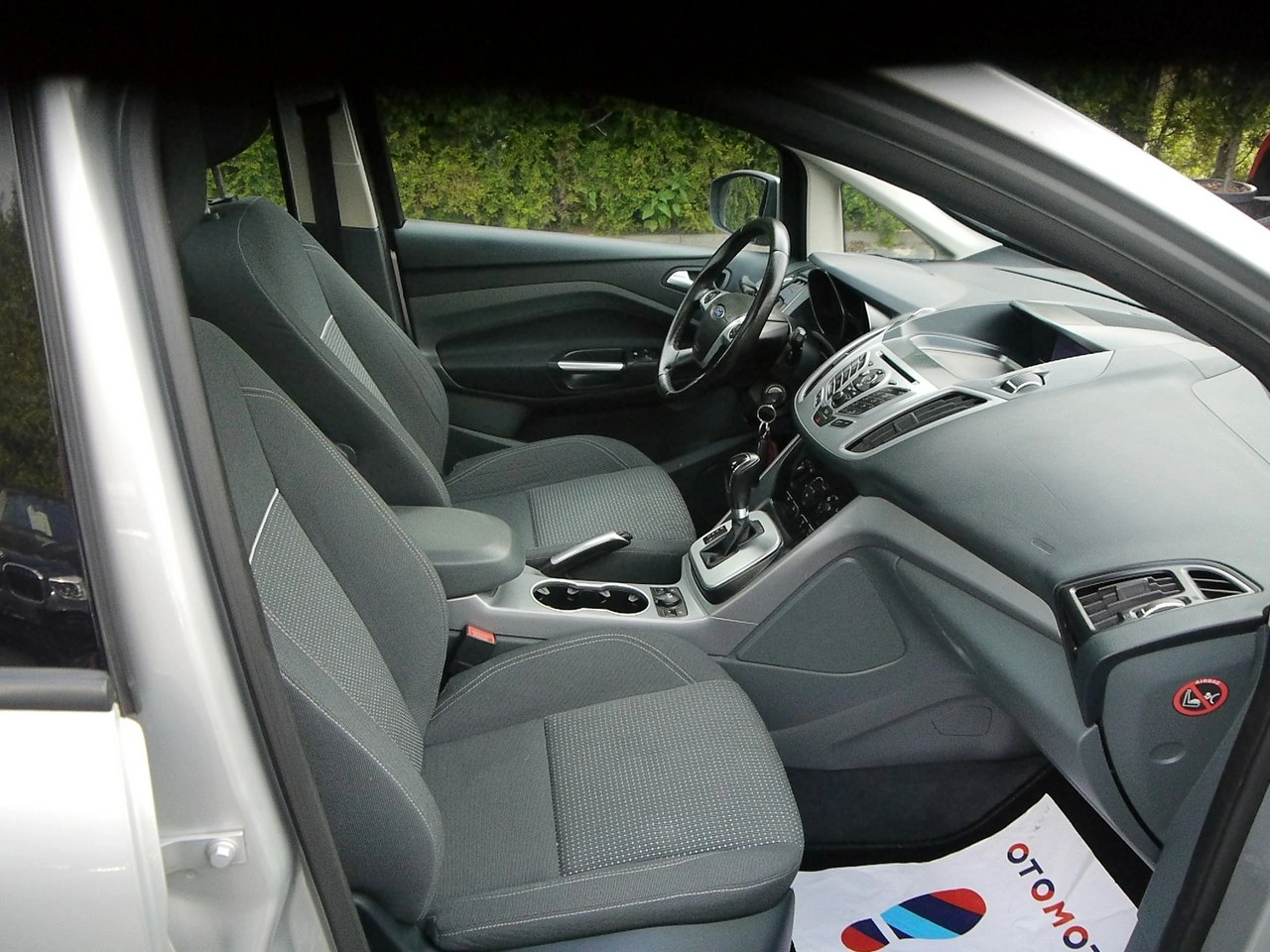 Ford C-MAX - Zdjęcie 25