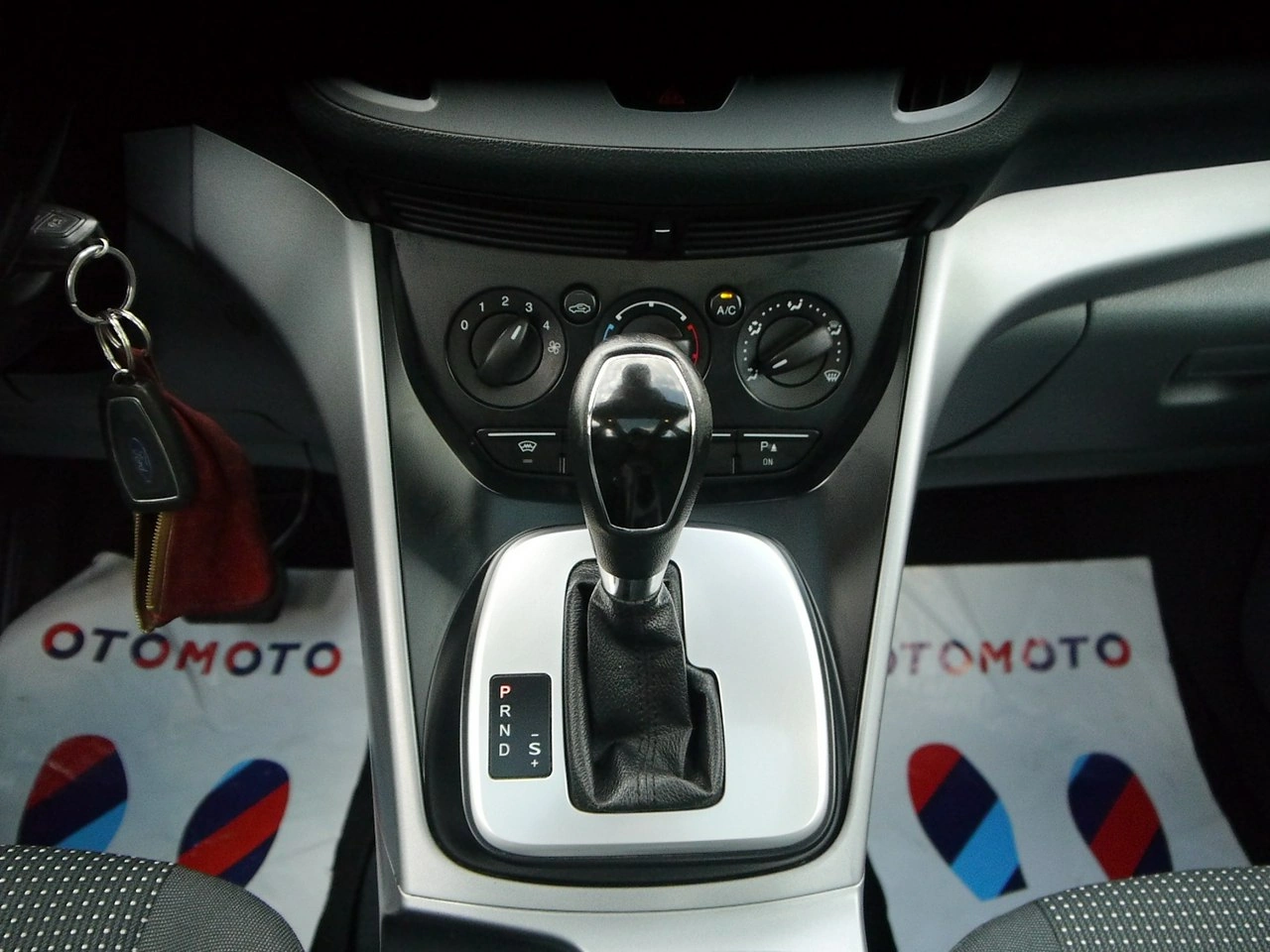 Ford C-MAX - Zdjęcie 21