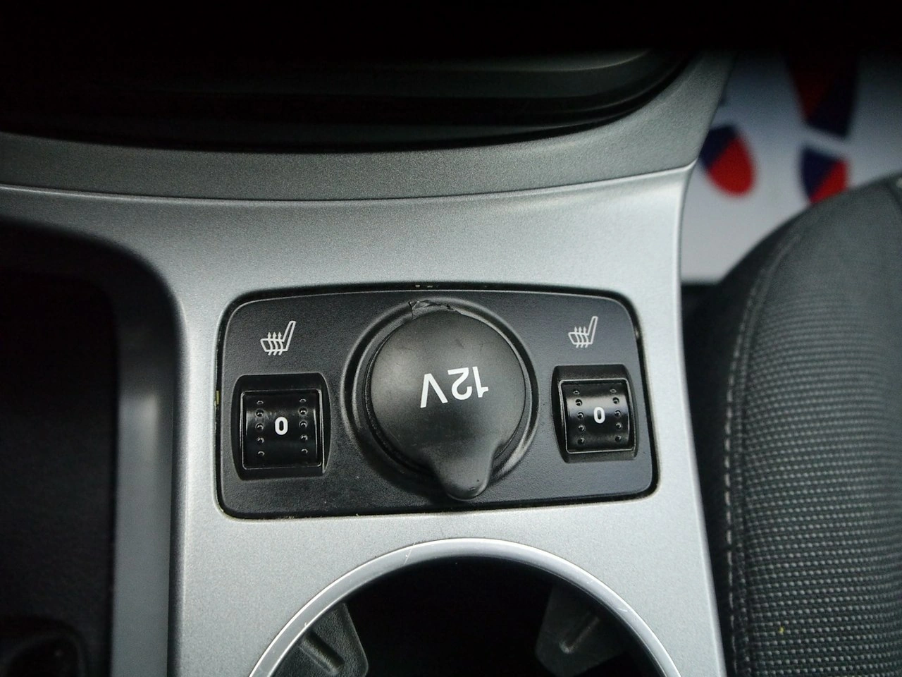 Ford C-MAX - Zdjęcie 26