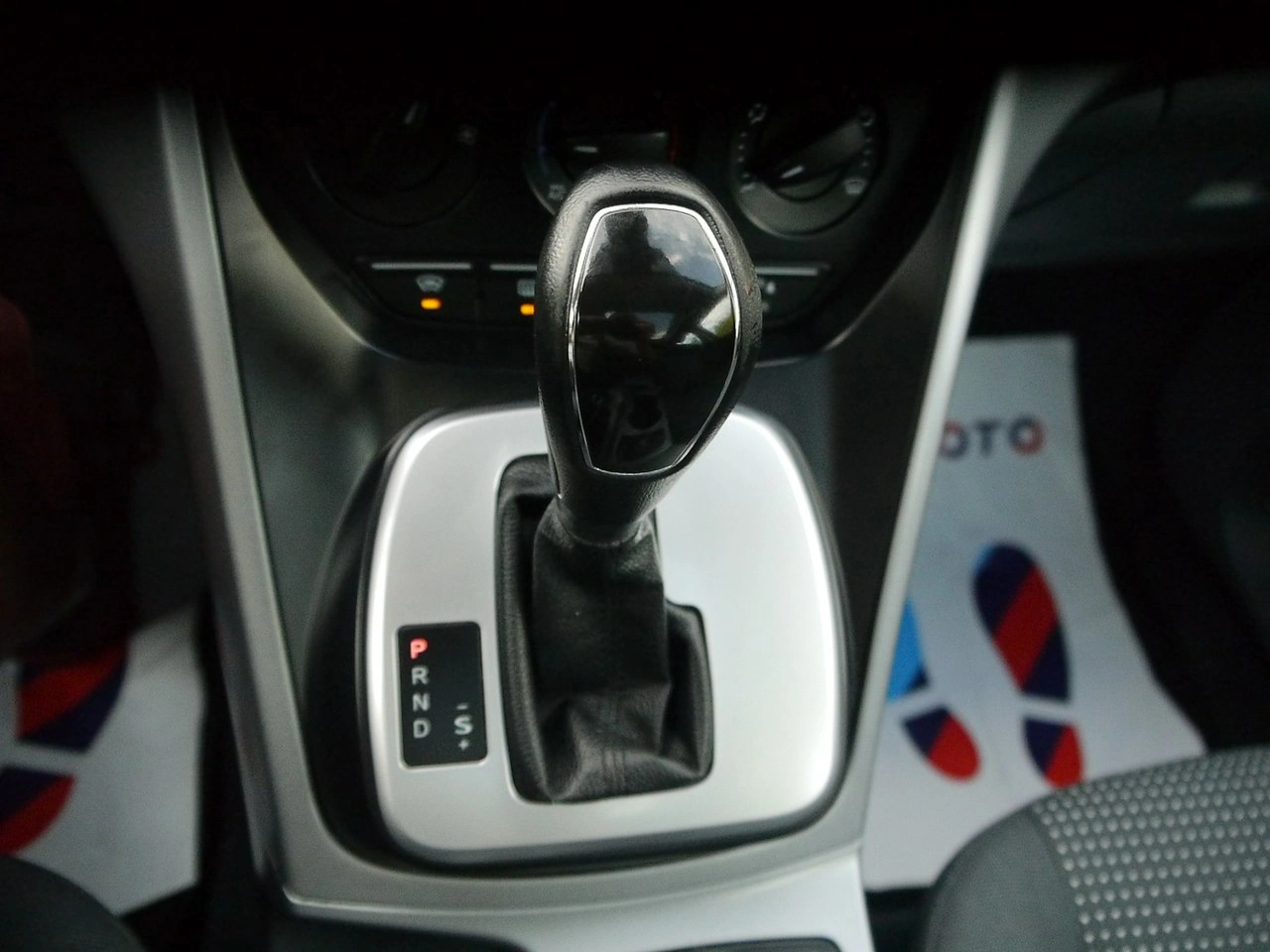 Ford C-MAX - Zdjęcie 27