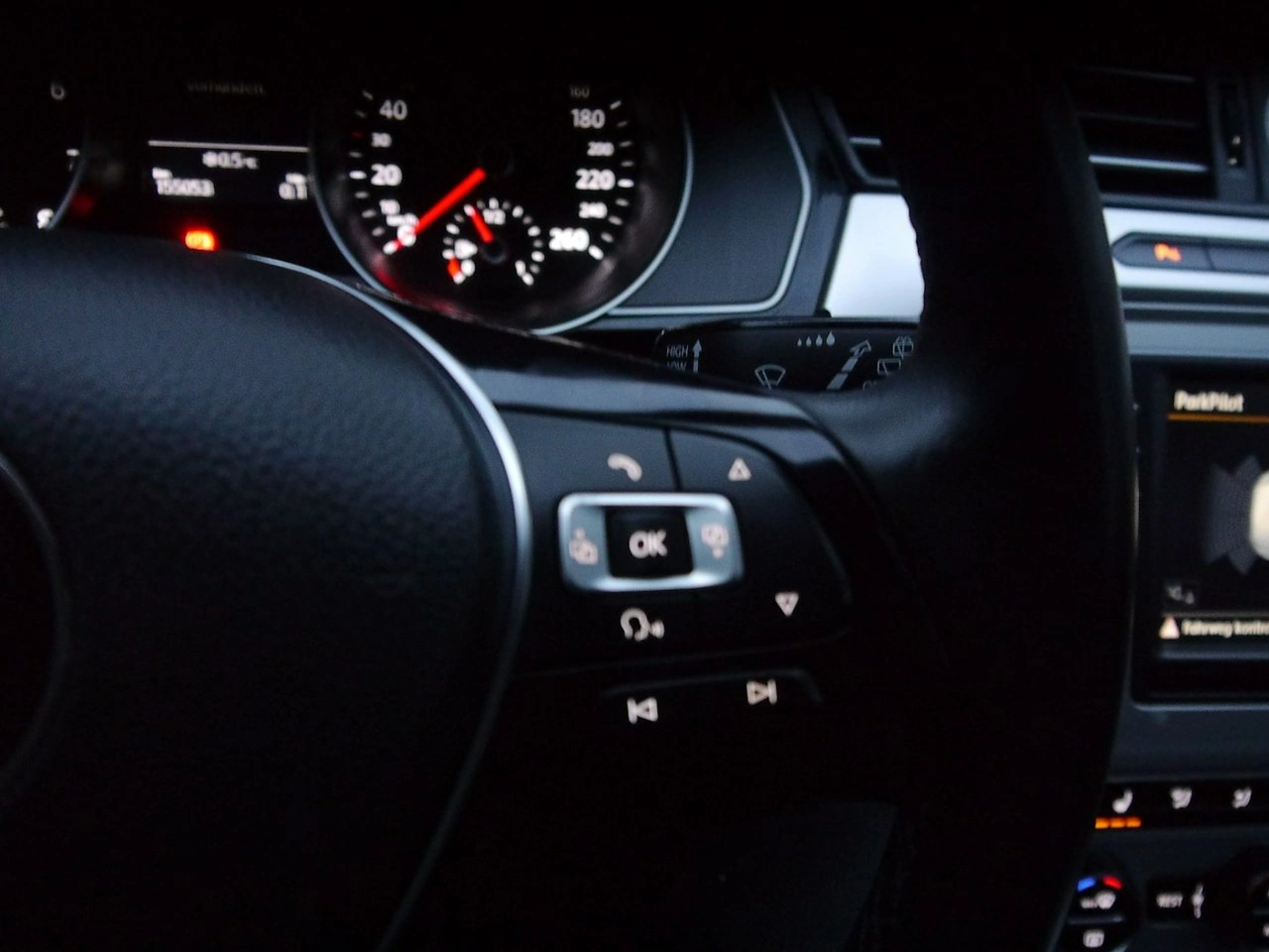 Volkswagen Passat - Zdjęcie 25