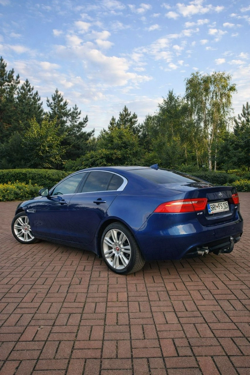 Jaguar XE - Zdjęcie 5