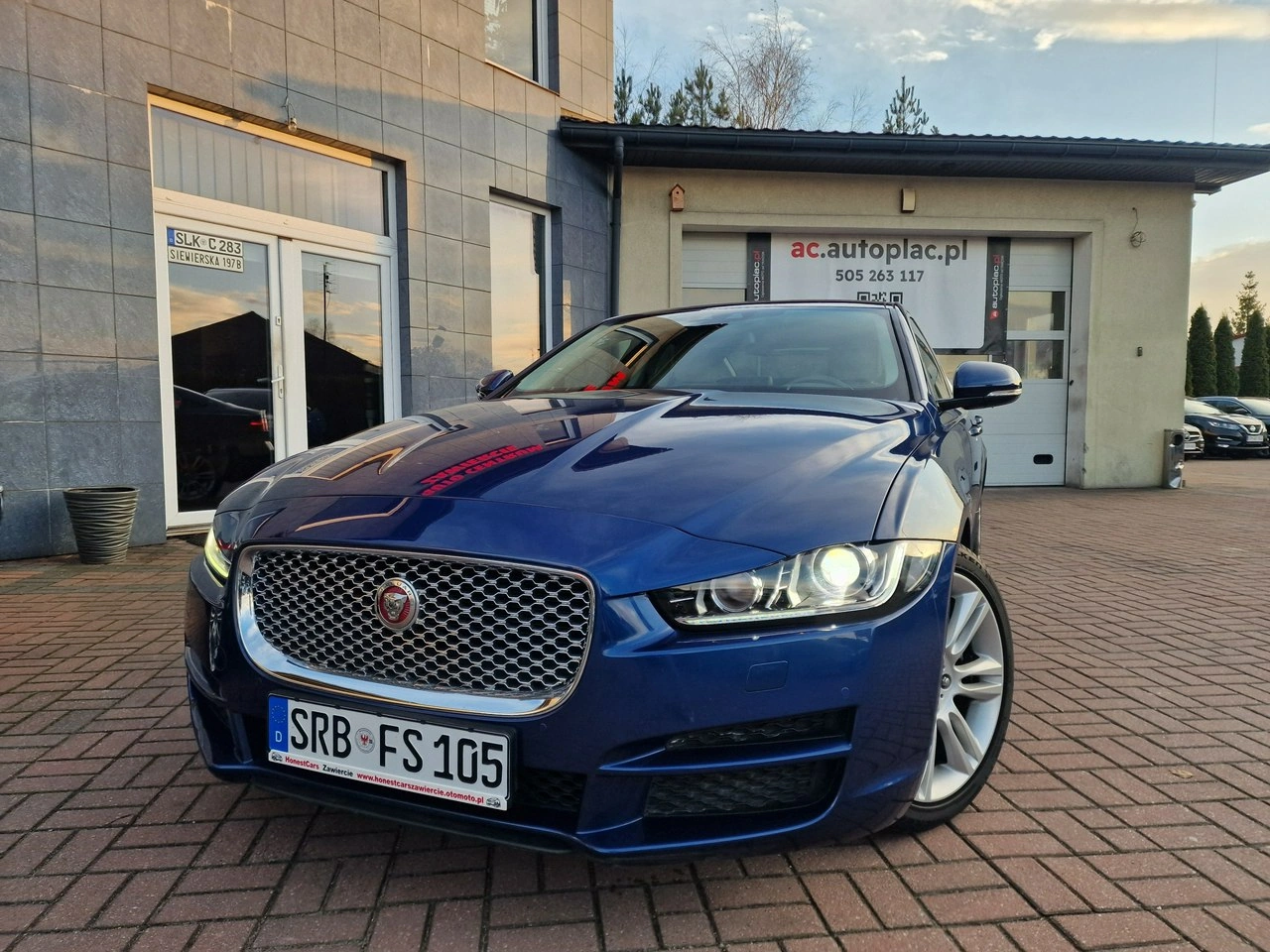 Jaguar XE - Zdjęcie 1