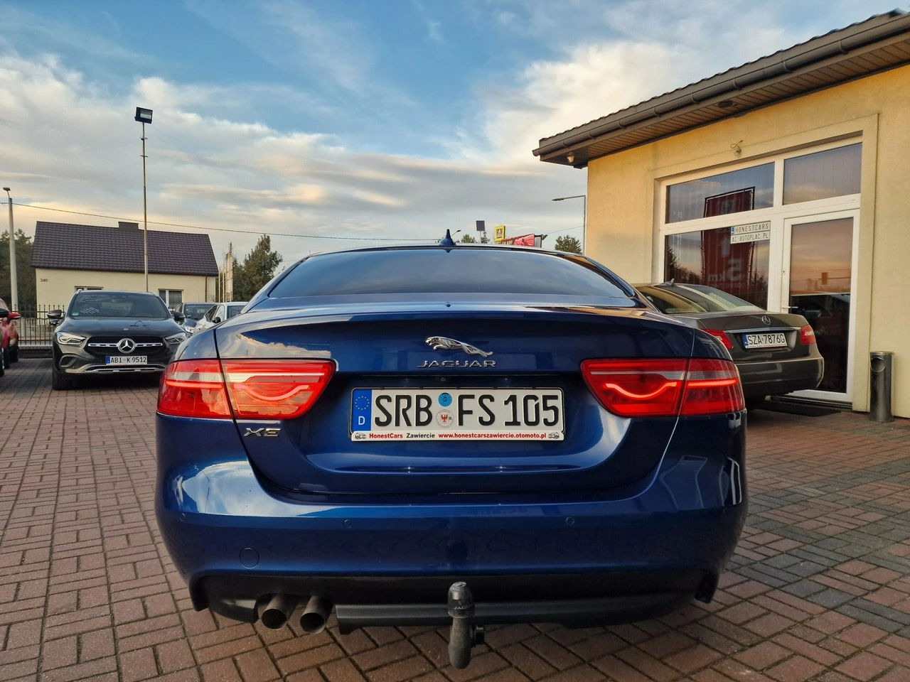 Jaguar XE - Zdjęcie 4