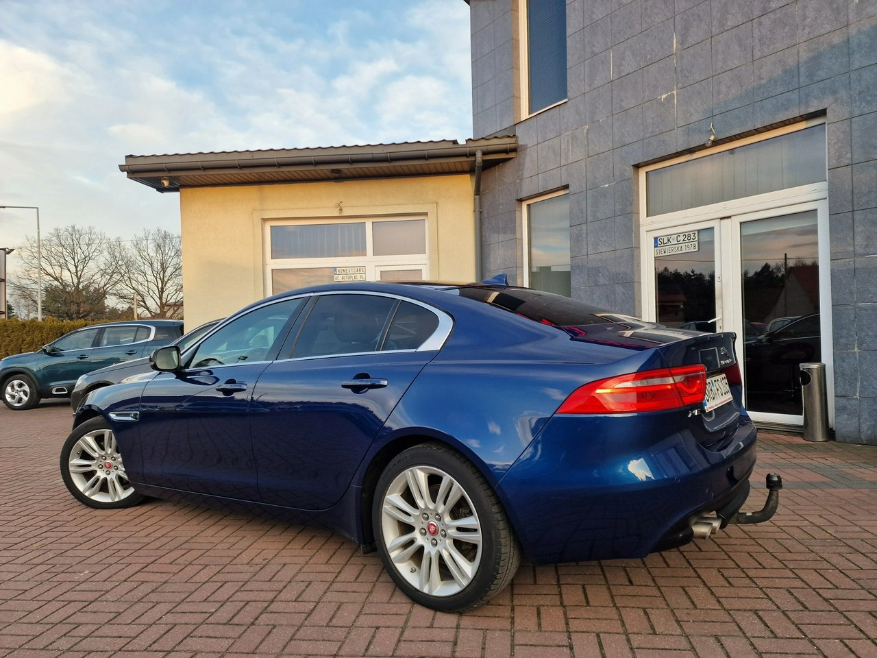 Jaguar XE - Zdjęcie 13