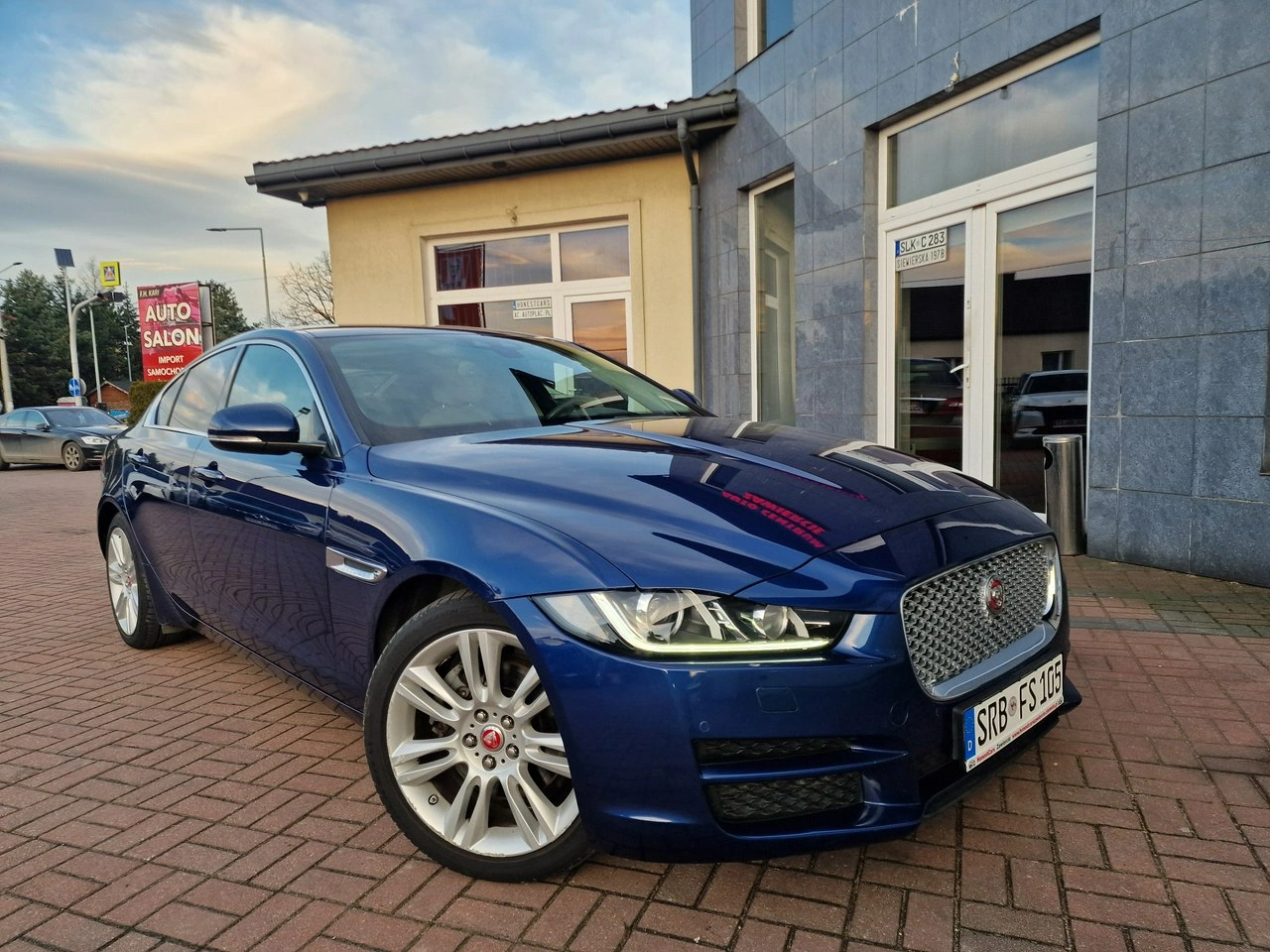 Jaguar XE - Zdjęcie 8