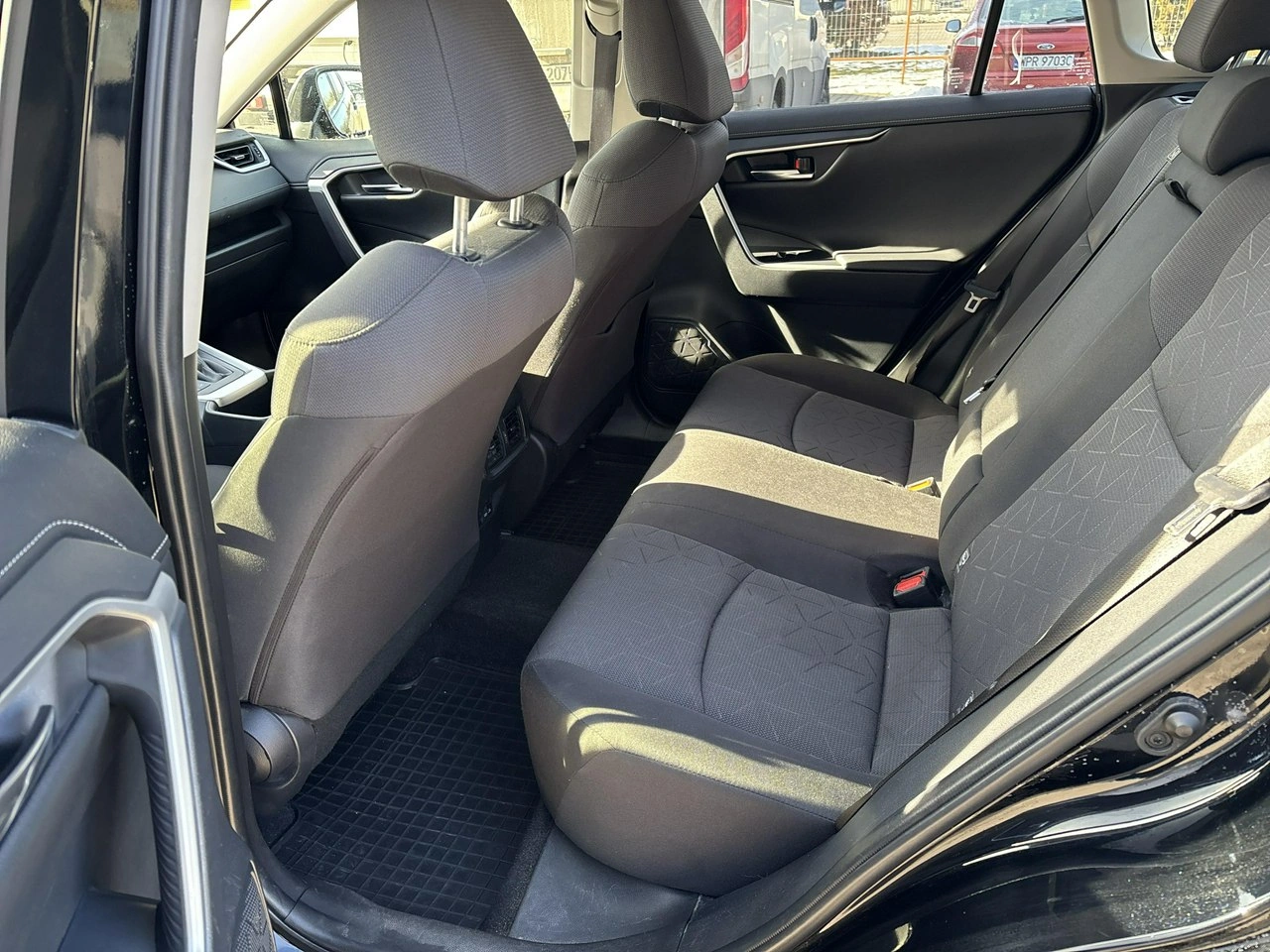 Toyota RAV-4 - Zdjęcie 11