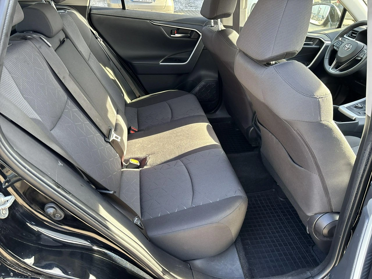 Toyota RAV-4 - Zdjęcie 15