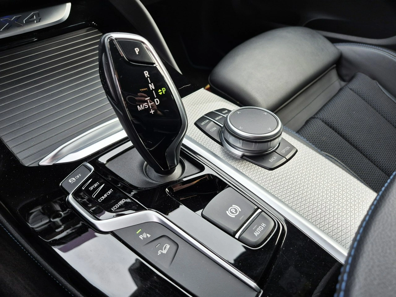 BMW X4 - Zdjęcie 35