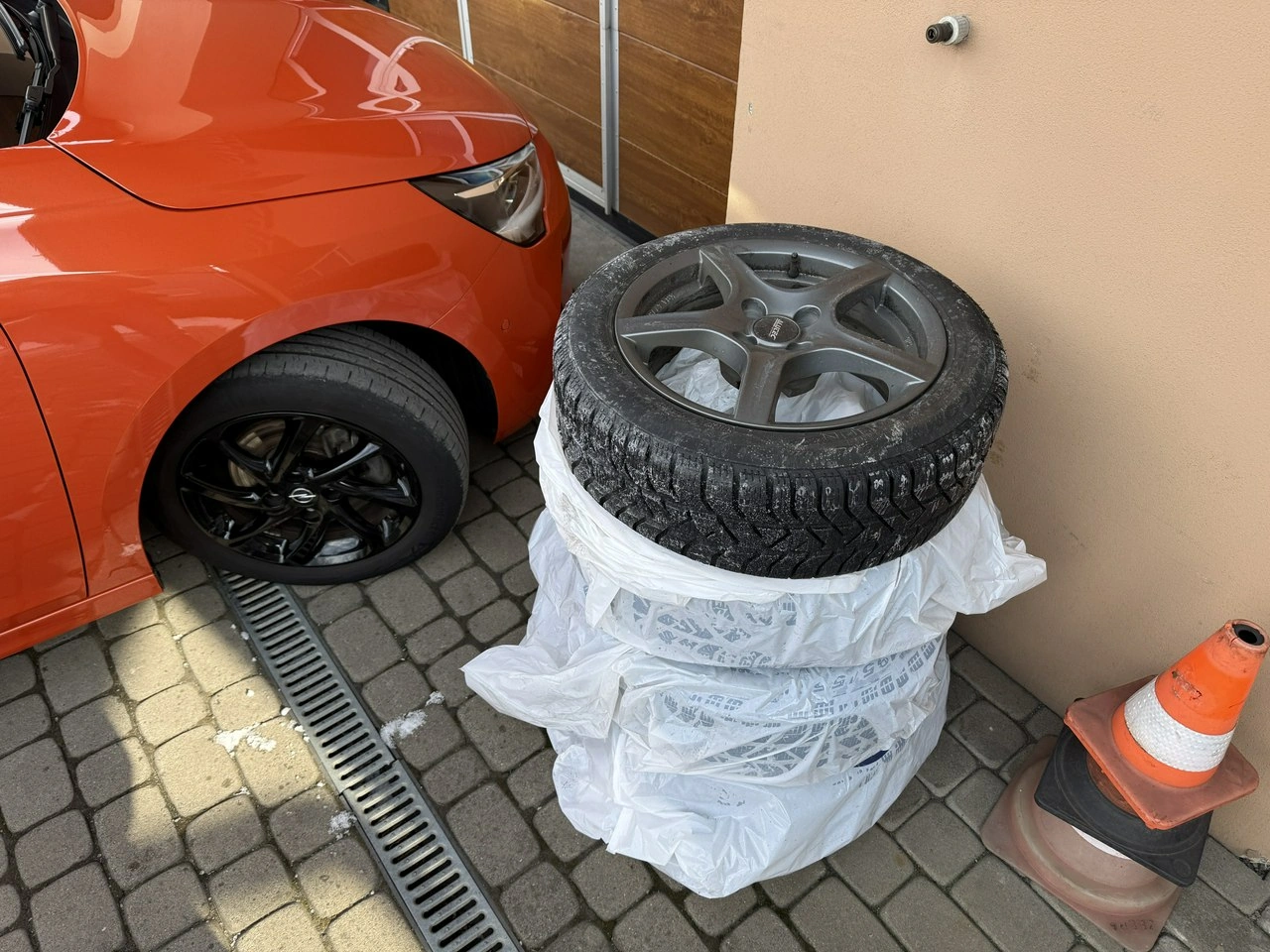 Opel Corsa - Zdjęcie 14