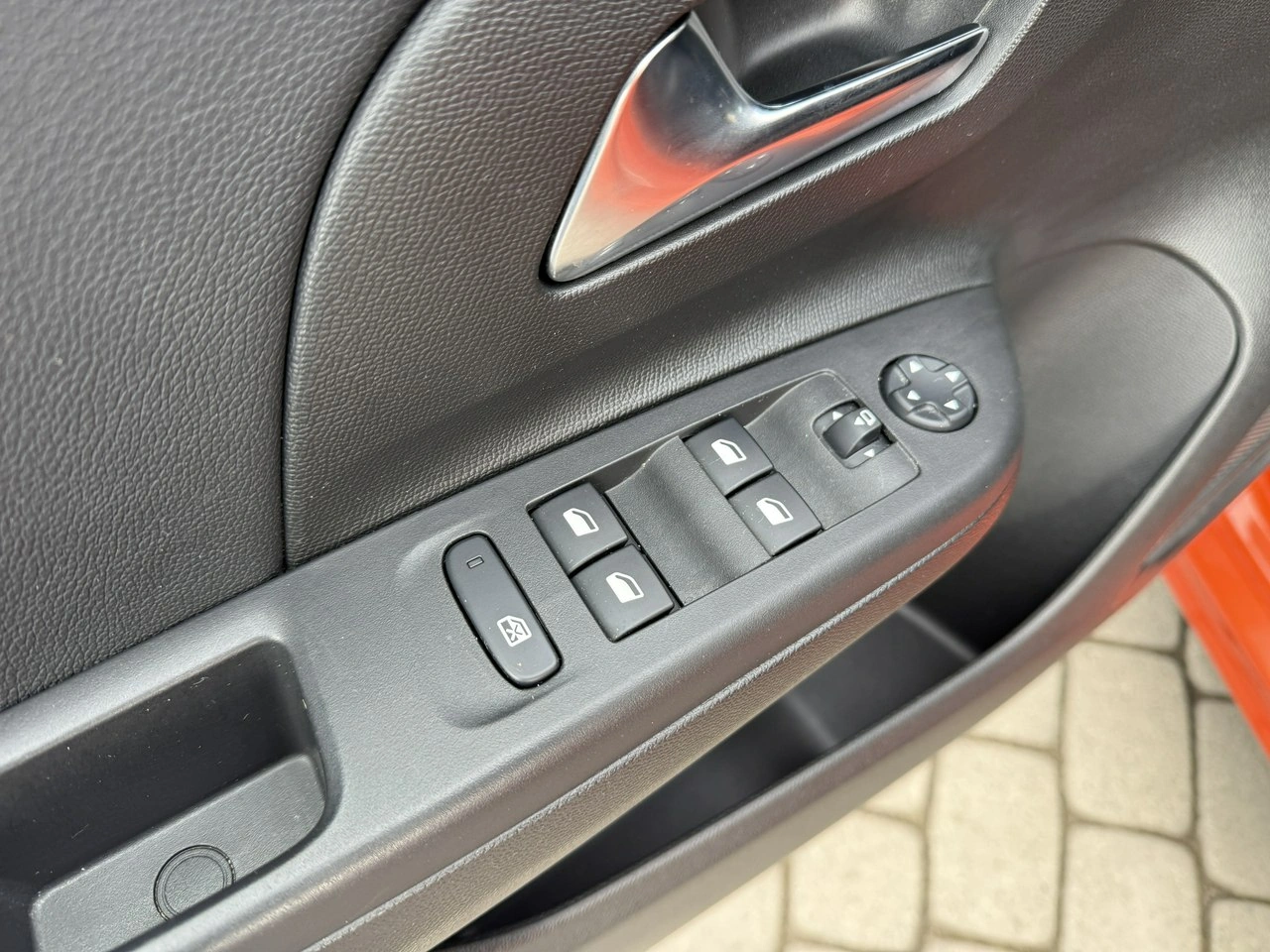 Opel Corsa - Zdjęcie 26