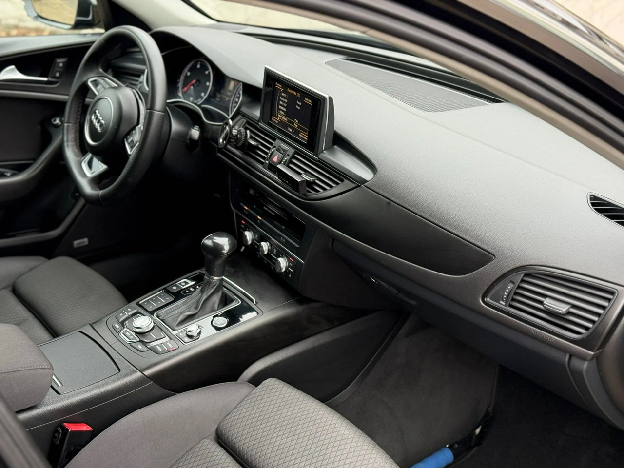 Audi A6 - Zdjęcie 16