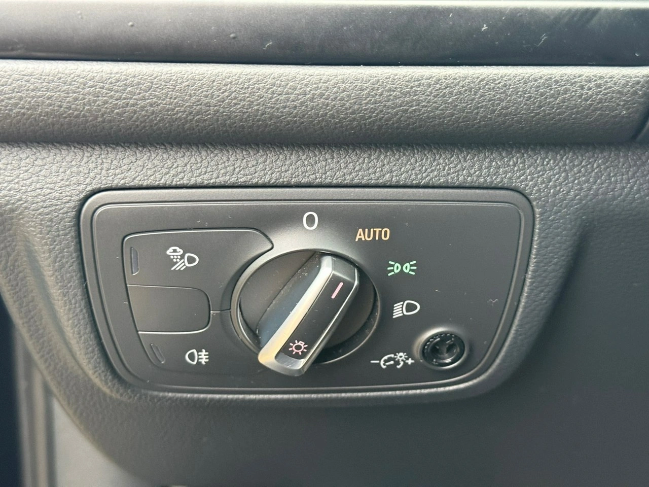 Audi A6 - Zdjęcie 21