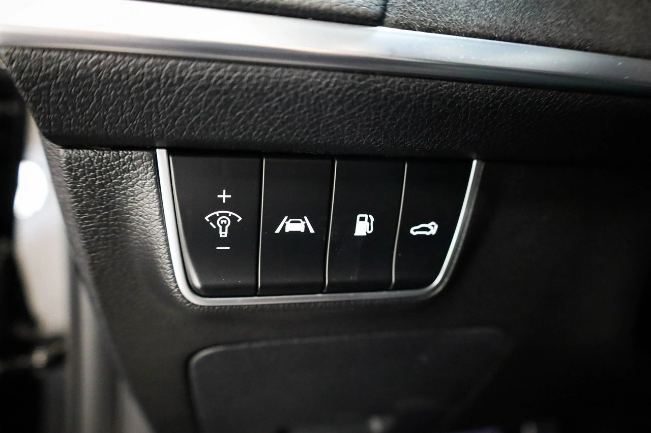 Kia Stinger - Zdjęcie 18