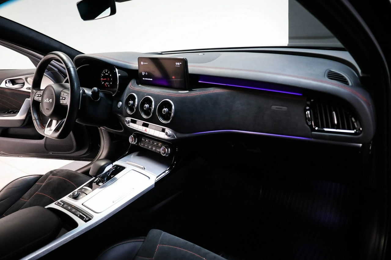 Kia Stinger - Zdjęcie 25