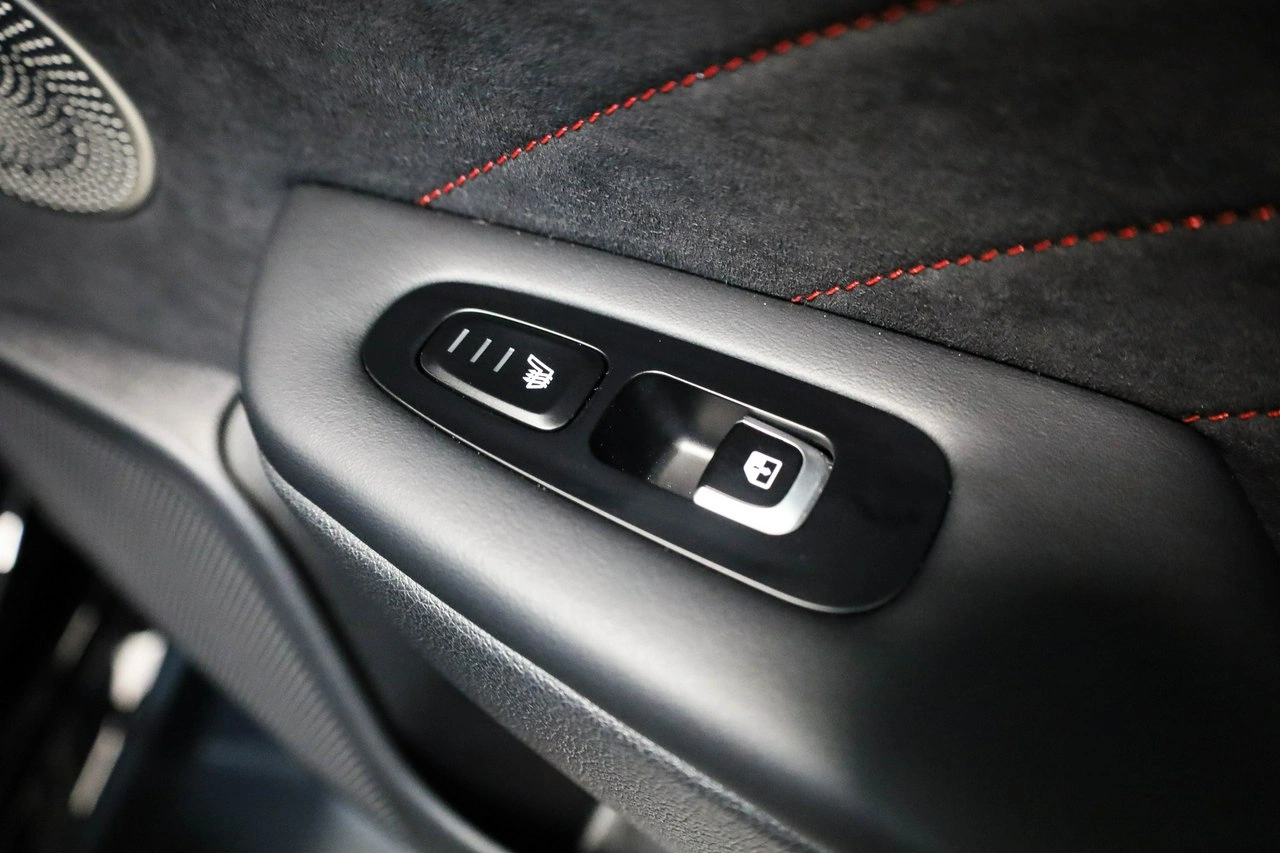 Kia Stinger - Zdjęcie 30