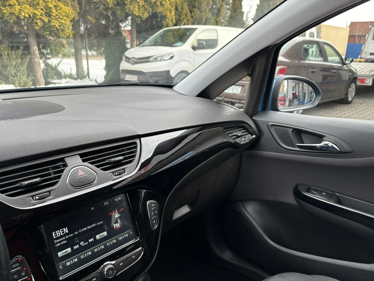 Opel Corsa - Zdjęcie 14