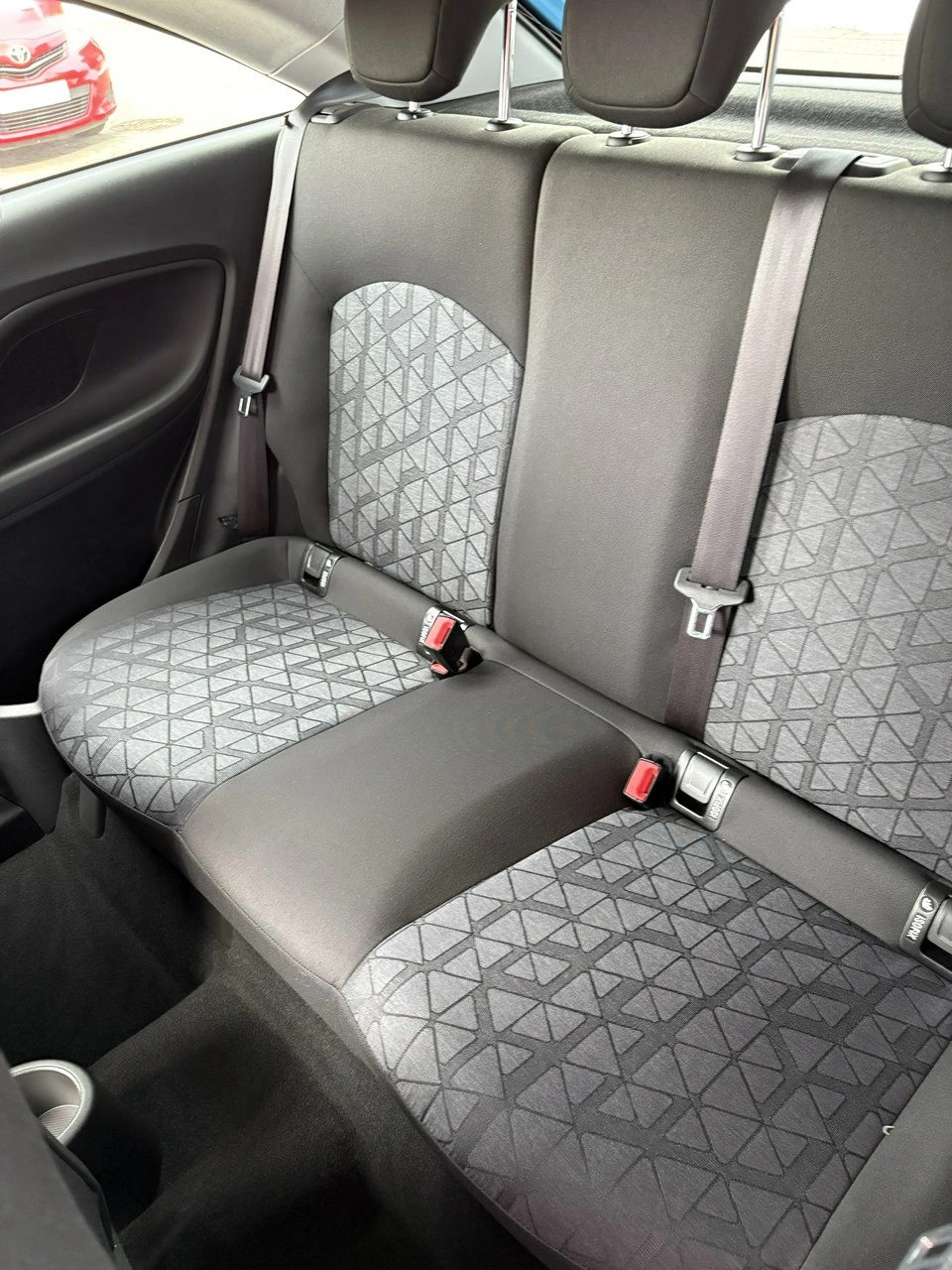 Opel Corsa - Zdjęcie 17