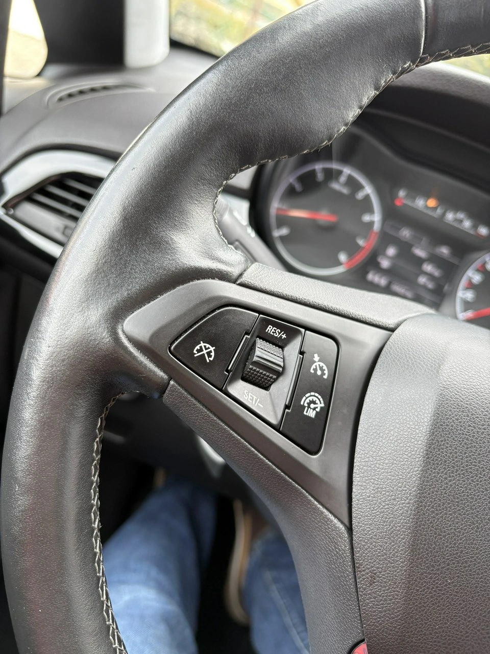 Opel Corsa - Zdjęcie 21