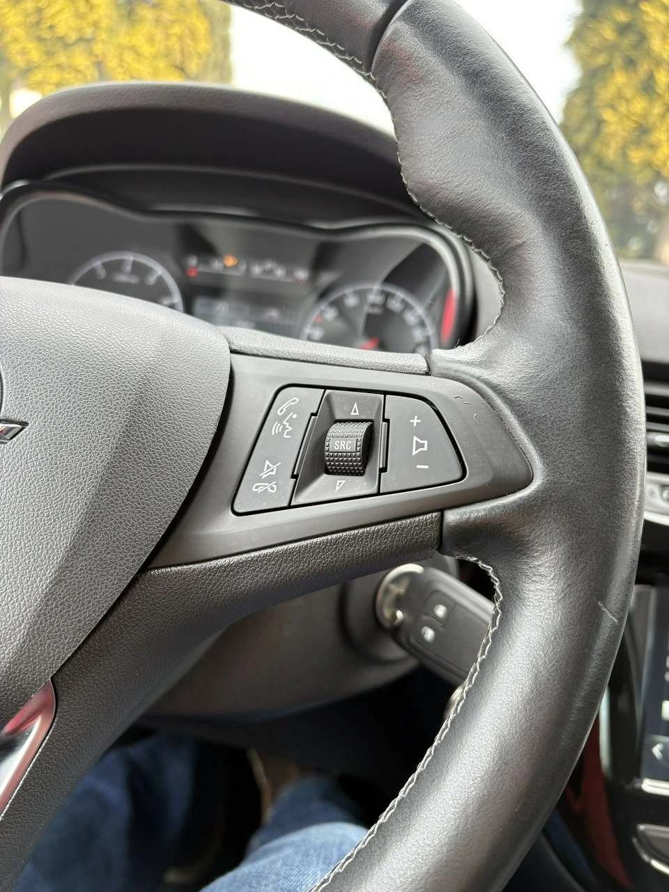 Opel Corsa - Zdjęcie 22